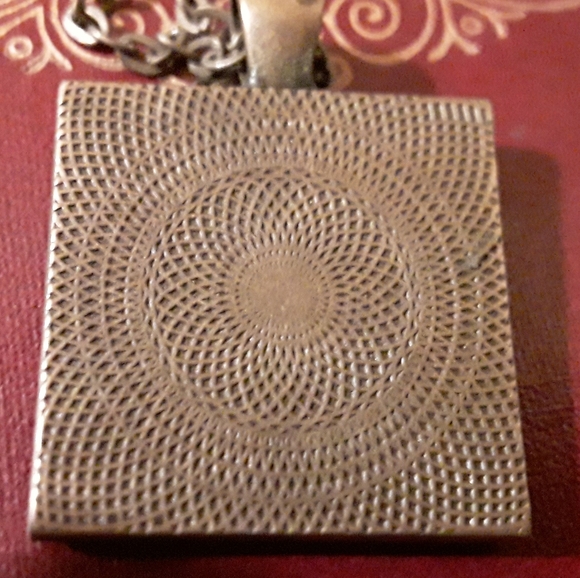 Locked Heart Necklace - Picture 3 of 3